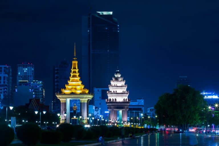 Street view of Phnom Penh city centre by night courtesy of unsplash.com